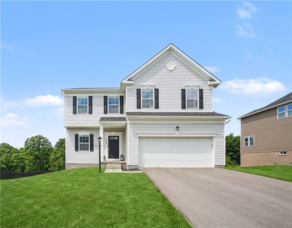 Property Photo:  225 Creekside Dr  PA 15071 