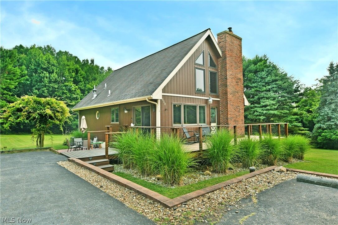 Property Photo:  7500 Job Greenville Road  OH 44428 