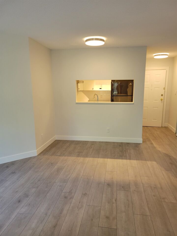 Property Photo: 3455 Ascot Place 209 BC V5R 6B7