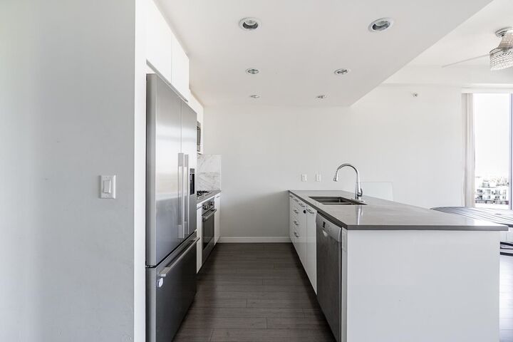 Property Photo: 3281 E Kent Avenue North 1108 BC V5S 0C4