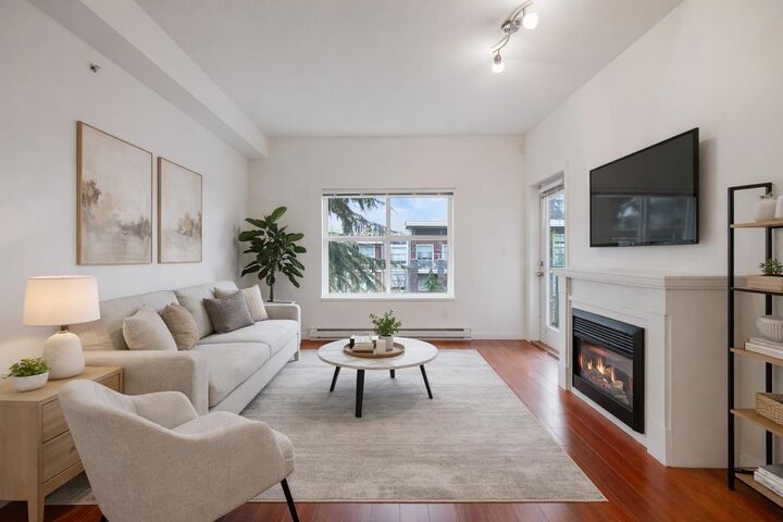 2488 Kelly Avenue 403 — photo 1
