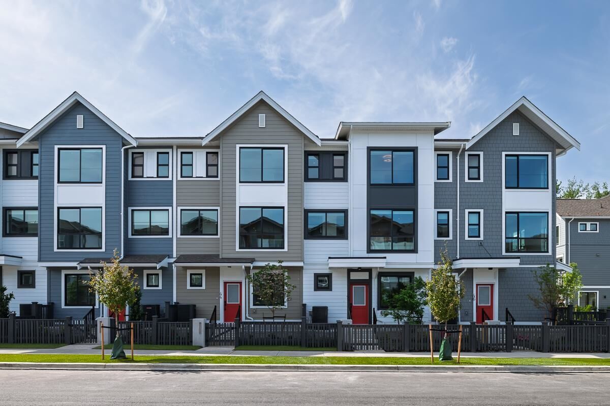 Property Photo:  7574 207 Street 51  BC V2Y 2A5 