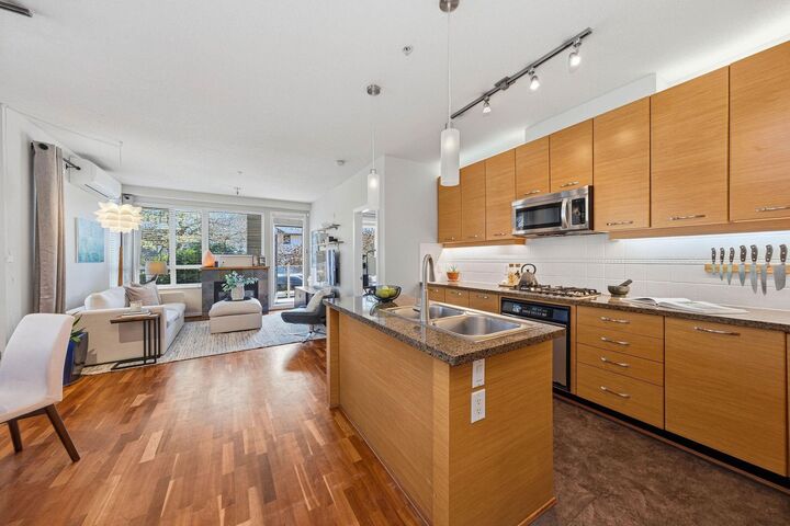530 Raven Woods Drive 223 — photo 1