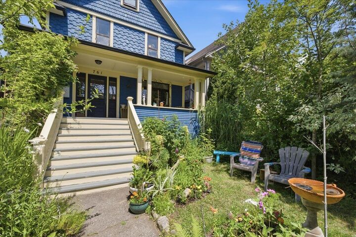 Property Photo: 761 E 15th Avenue BC V5T 2R8