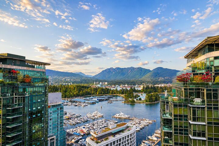 Property Photo: 1328 W Pender Street 2906 BC V6E 4T1