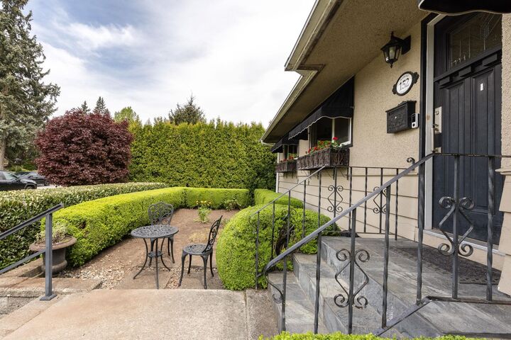 Property Photo: 152 Harvey Street BC V3L 4G2