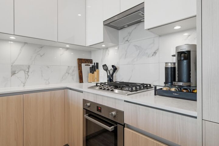 Property Photo:  5311 Goring Street 2503  BC V5B 0B5 