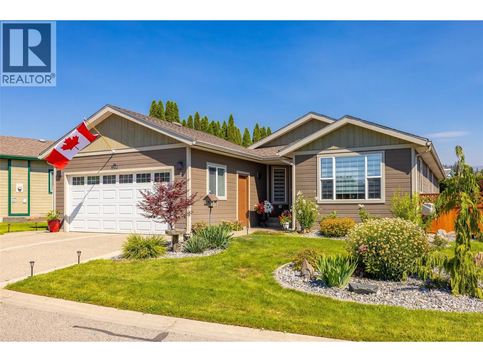 Property Photo:  2208 Mimosa Drive  BC V4T 3A5 