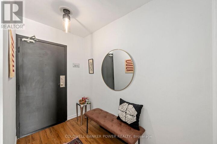 Property Photo:  573 Mornington Avenue 1105  ON N5Y 4T9 