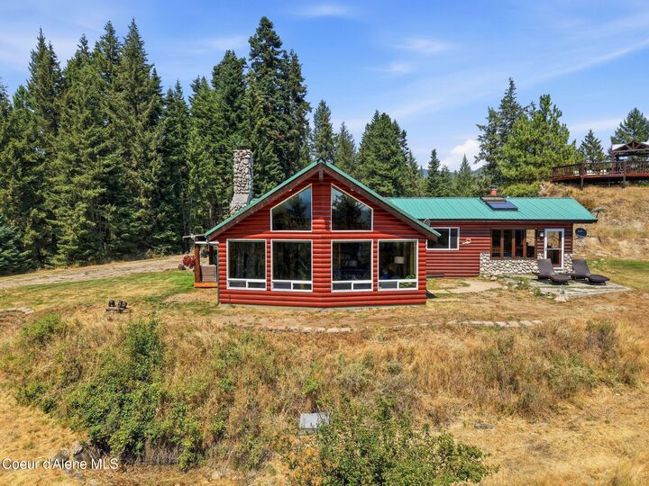 Property Photo:  15504 Osprey Ln  WA 99025 