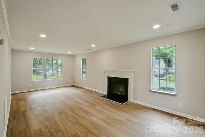 Property Photo:  6020 Running Deer Road  NC 28214 