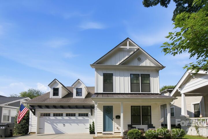 Property Photo:  227 Sylvania Avenue  NC 28206 