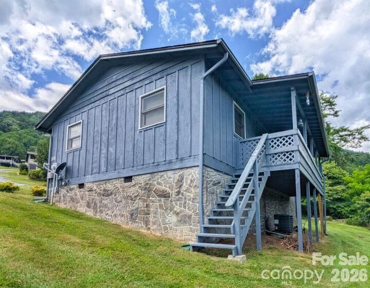 Property Photo:  84 Stoney Ridge Loop  NC 28751 