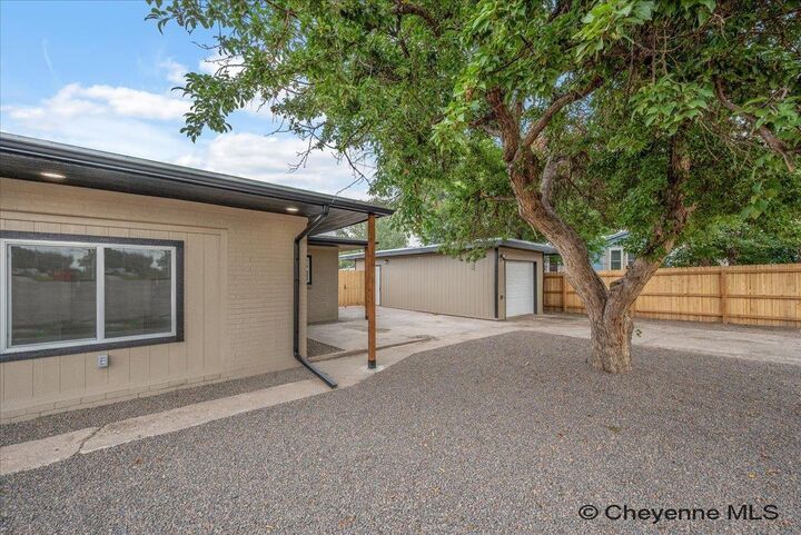 Property Photo: 701 Mitchell Ct WY 82007