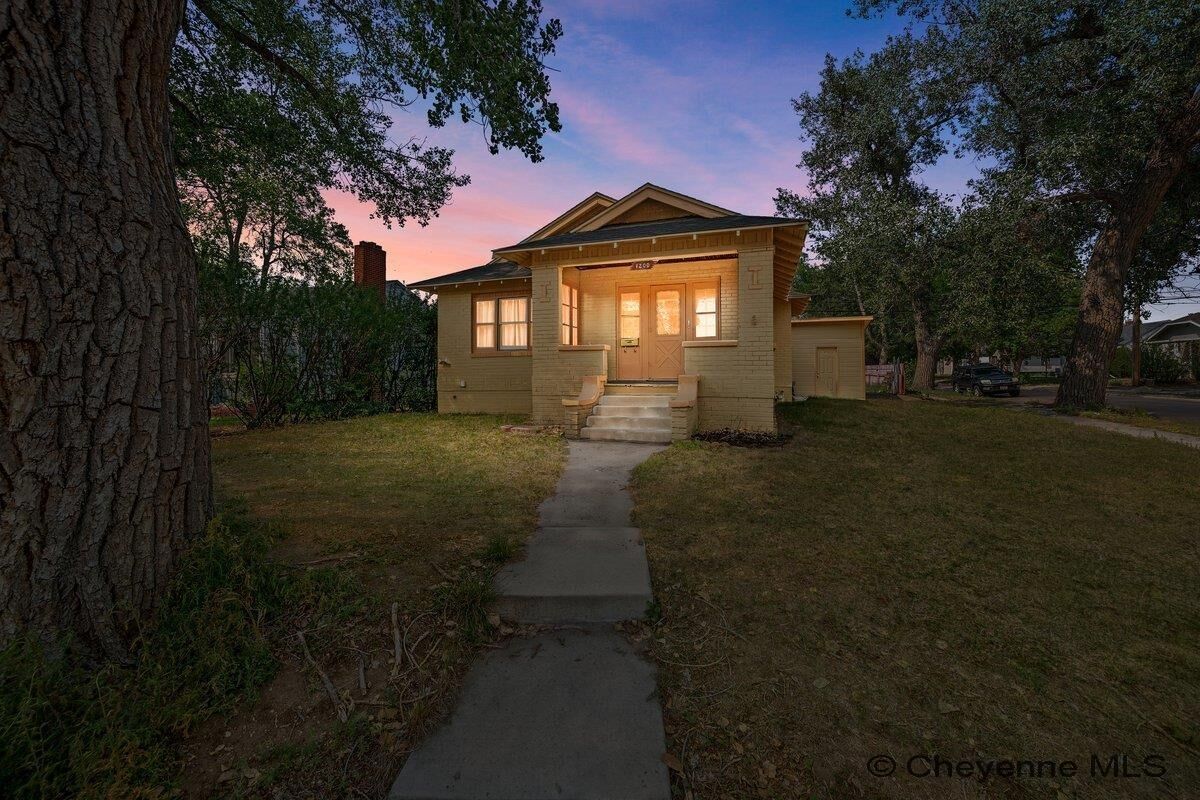 Property Photo:  1200 W Pershing Blvd  WY 82001 
