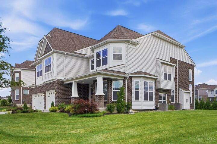 Property Photo: 9412 Sunstone Drive OH 45241