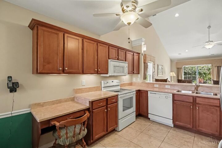 Property Photo: 6976 Aspen Point Court OH 45247