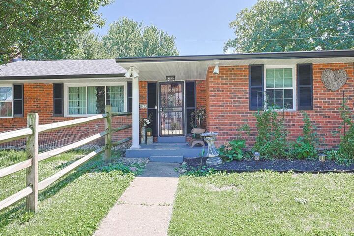 Property Photo:  8475 Summitridge Drive  OH 45255 