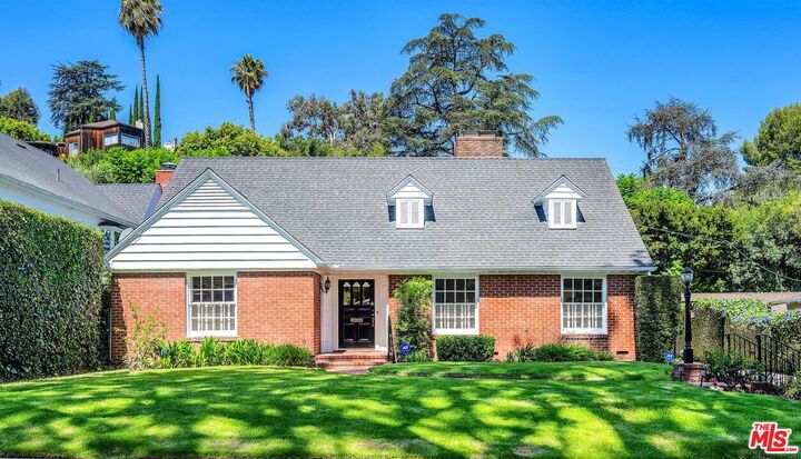 Property Photo: 4049 Benedict Canyon Dr CA 91423