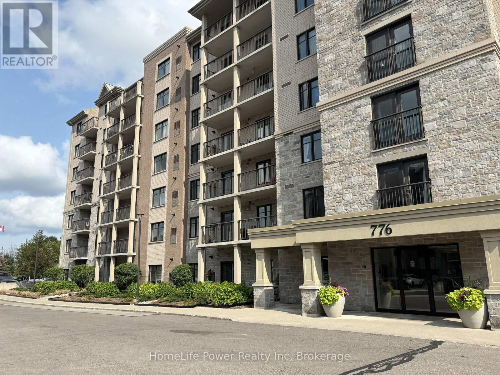 Property Photo: 776 Laurelwood Drive 705 ON N2V 0A8