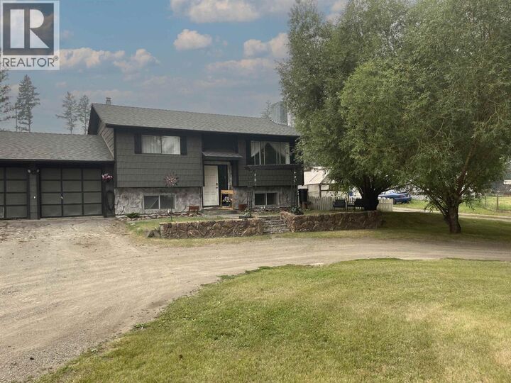 Property Photo: 5418 Park Drive BC V0K 2E1