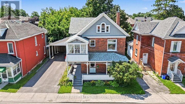 Property Photo:  100 Elmsley Street North  ON K7A 2H2 