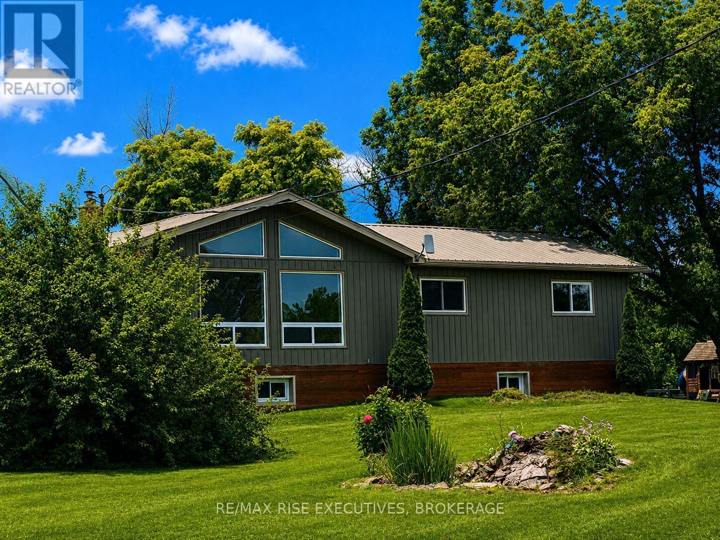Property Photo: 1848 County Road 9 ON K7R 3K8