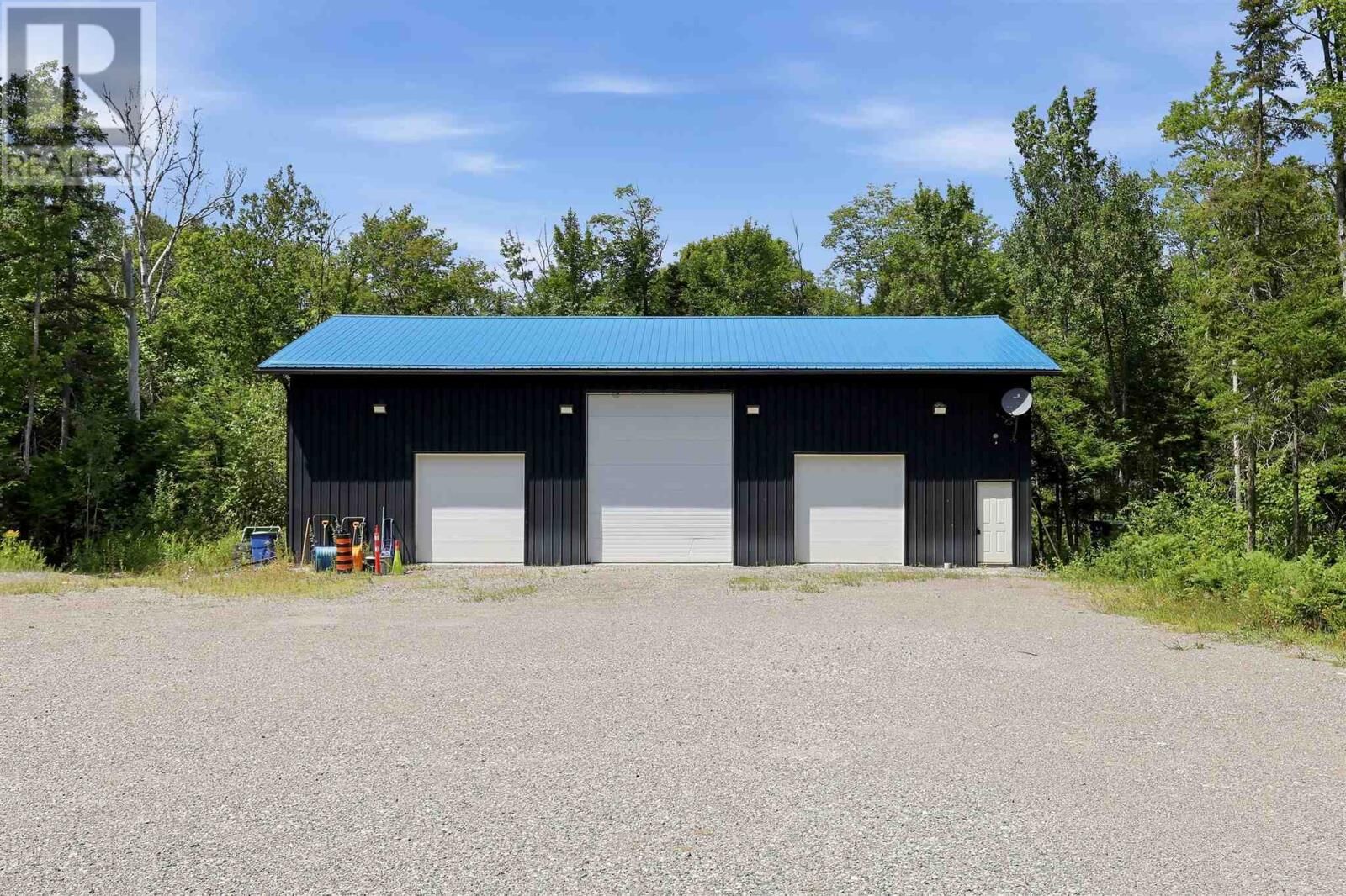 Photo de la propriété:  1363 Caribou Rd  ON P0R 1C0 