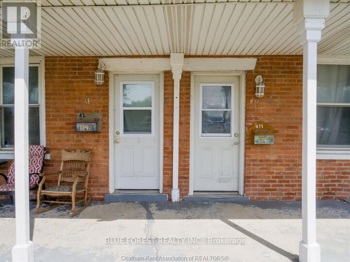 Property Photo:  41 Adelaide Street South  ON N7M 4R1 