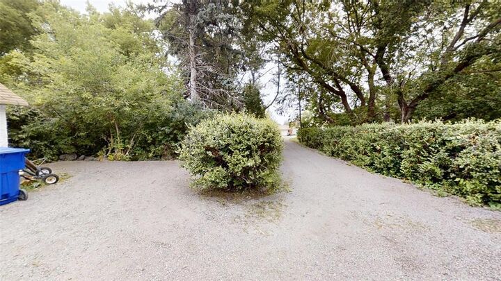Property Photo: 1001 Church Road MB R0E 0M0