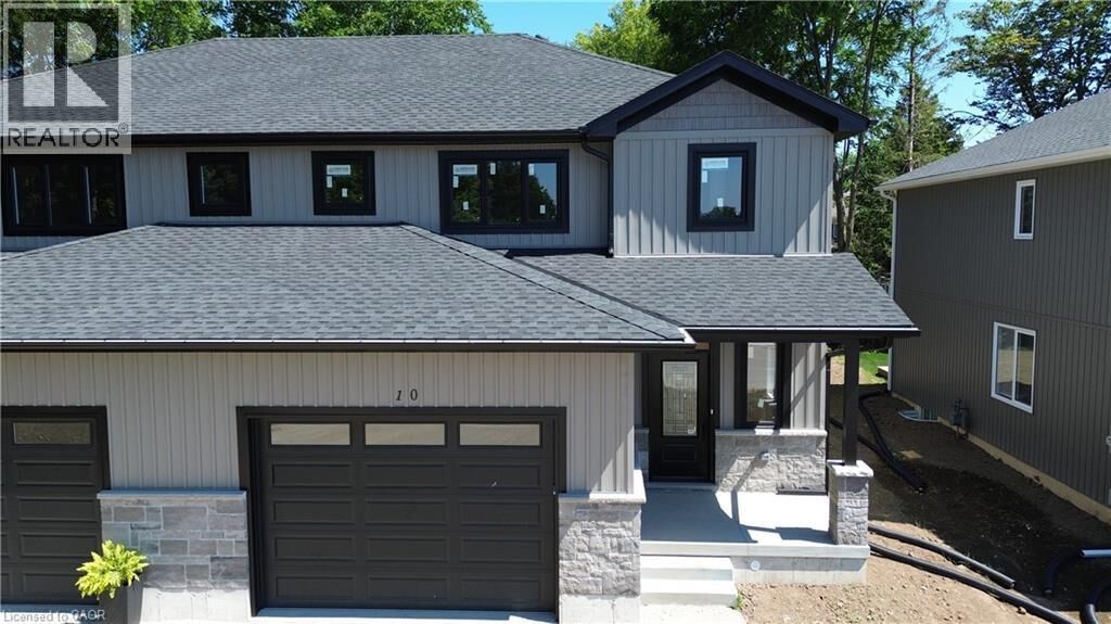 Photo de la propriété:  10 Roberts Street  ON N0K 1W0 