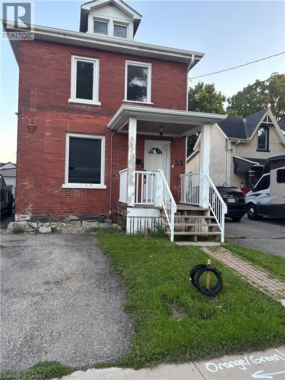 Property Photo:  33 Rich Avenue Upper  ON N1R 2A4 