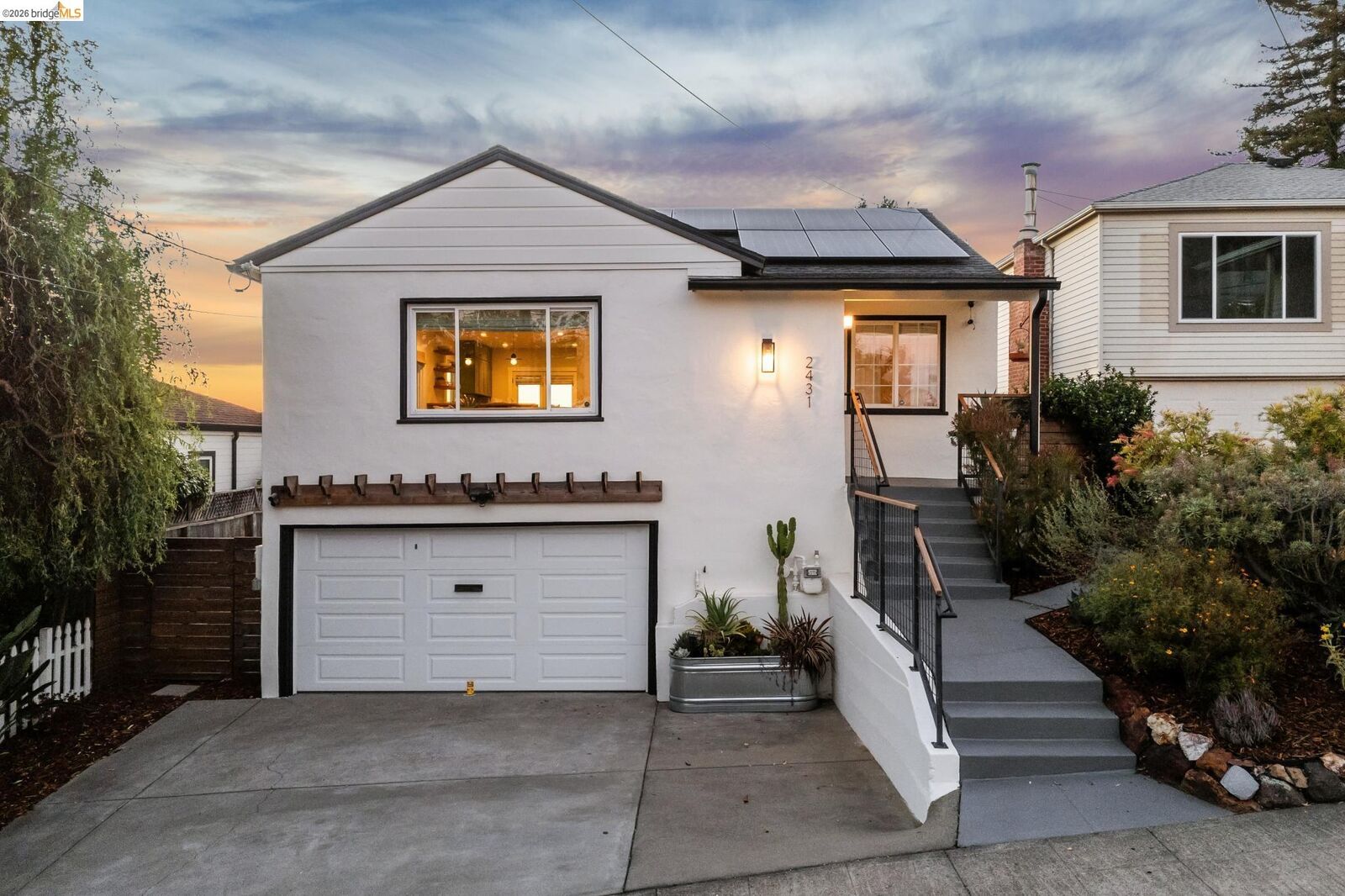 Property Photo:  2431 Frances St  CA 94601 