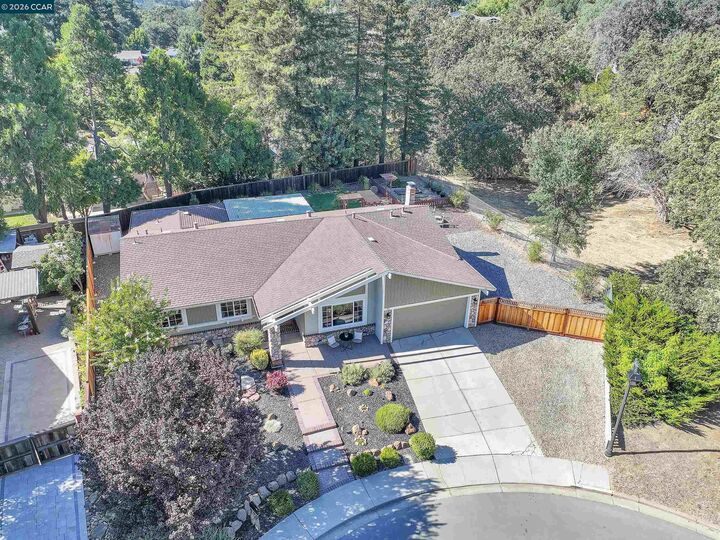 Property Photo:  911 Berendsen Ct  CA 94517 