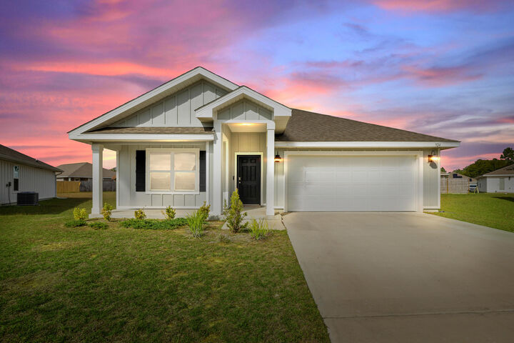 Property Photo:  924 Sandbar Loop  FL 32539 