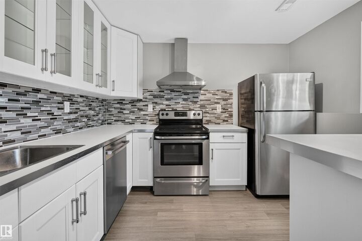 Property Photo:  18303 76 Avenue NW  AB T5T 2L5 