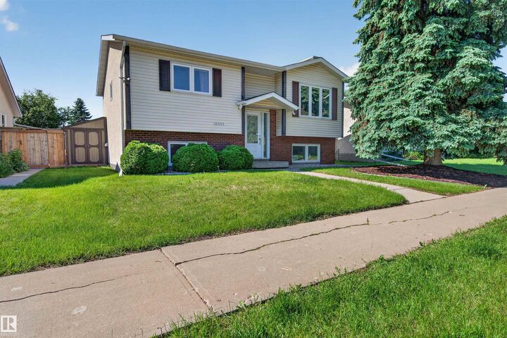 Property Photo: 18303 76 Avenue NW AB T5T 2L5