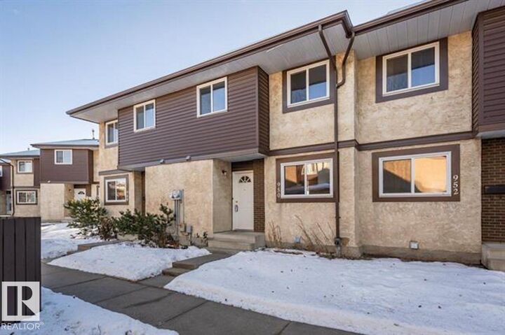 950 Lakewood Road NW — photo 1