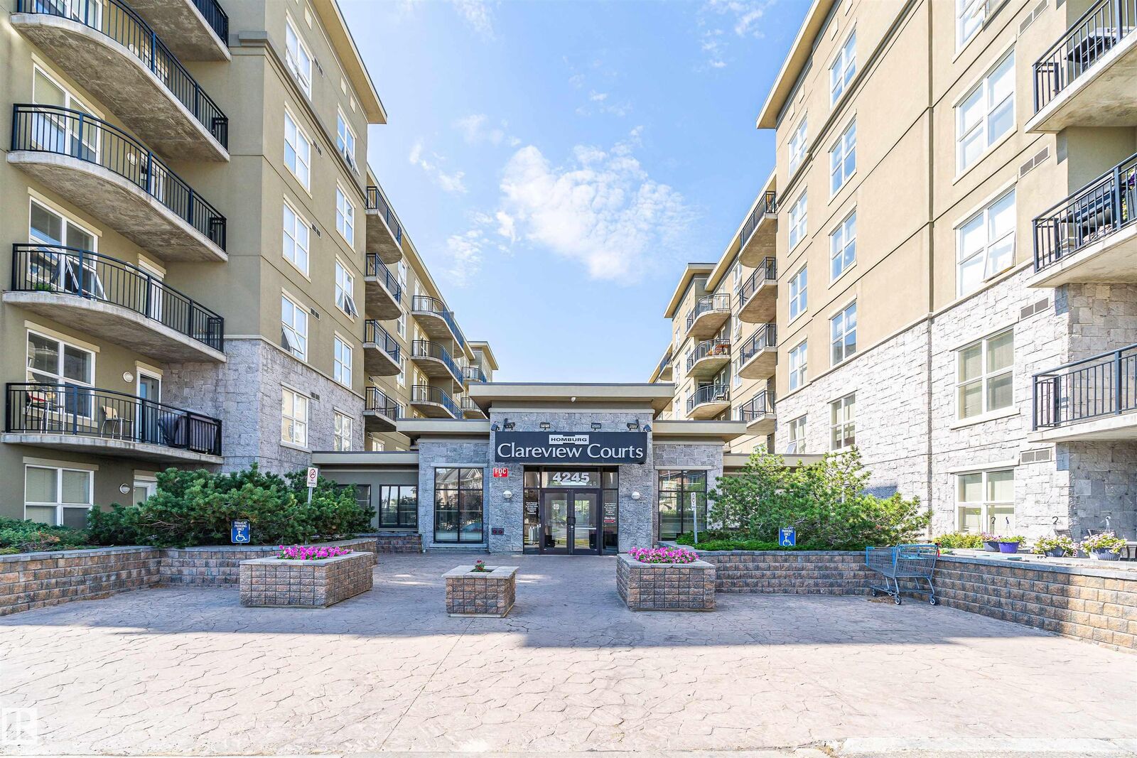 Property Photo: 4245 139 Avenue NW 1-516 AB T5Y 3E8