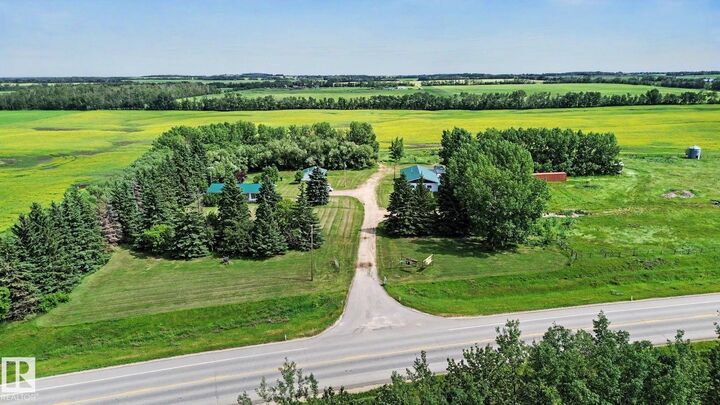 Property Photo:  59227 Highway 44  AB T0G 1W0 