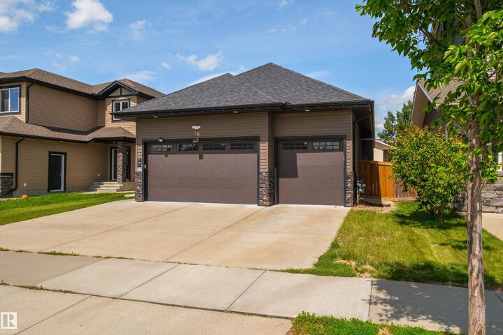 18 Lakevista Point(E) — photo 1