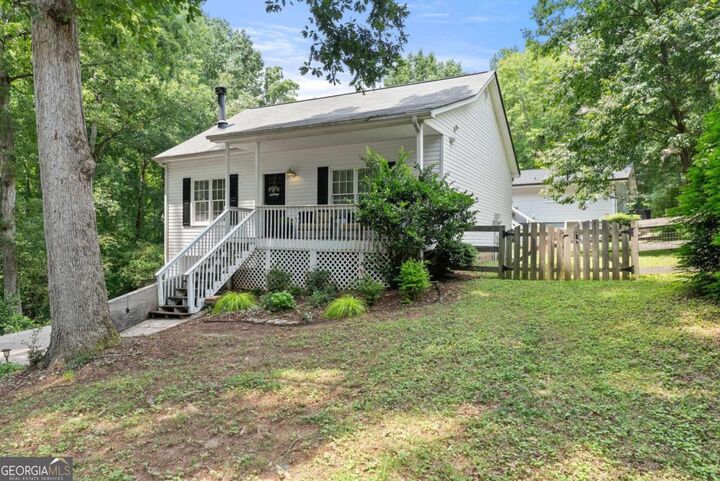 Property Photo: 3875 Stutz Street GA 30041