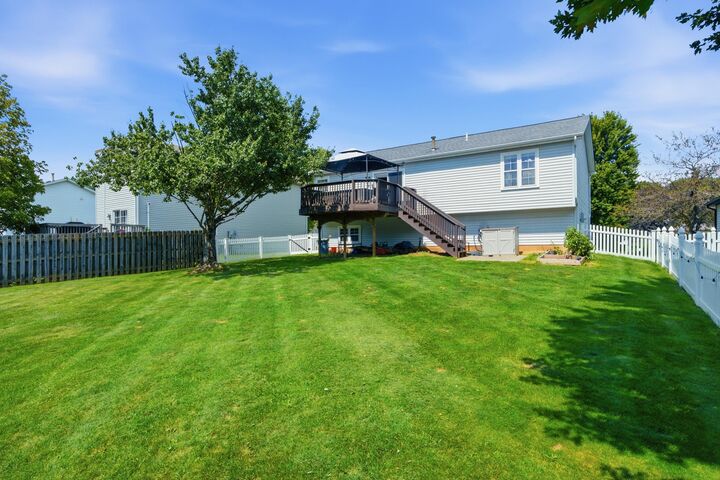 Property Photo:  501 Killarney Lane  IN 46385 