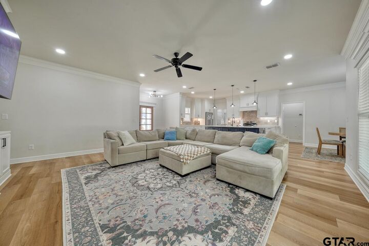 Property Photo: 14638 Fallow Ln TX 75771