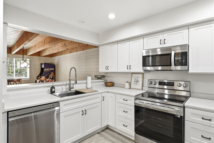 Property Photo:  102 S Alpine Ct #B9  UT 84719 