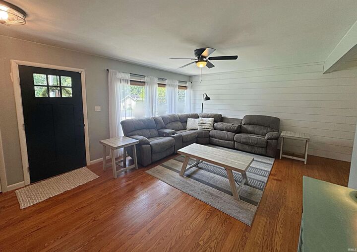 Property Photo:  5 Morningside Drive  IN 47501 