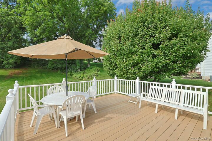 Property Photo:  12 Pine Drive  NY 10980 