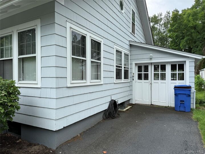 Property Photo:  15 Tusten Avenue 2  NY 10924 