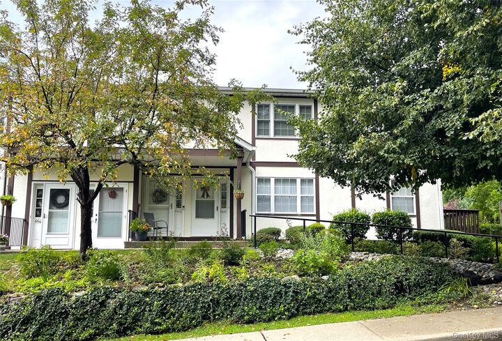 Property Photo:  660 E Crooked Hill Road 660  NY 10965 