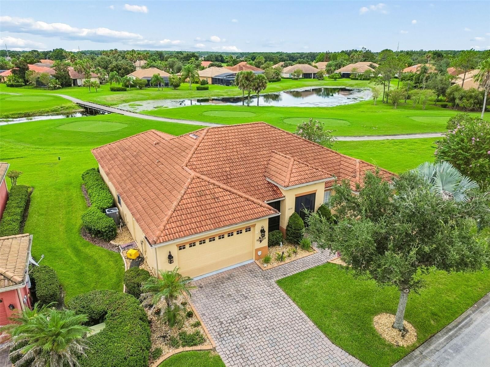 Property Photo: 600 Volterra Boulevard FL 34759